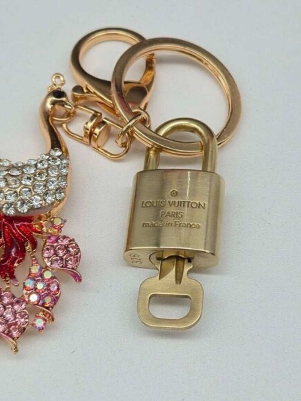 Louis Vuitton Authentic Gold Padlock 🔑Key + Stylish Unbranded Peacock Bag Charm - Picture 5 of 9